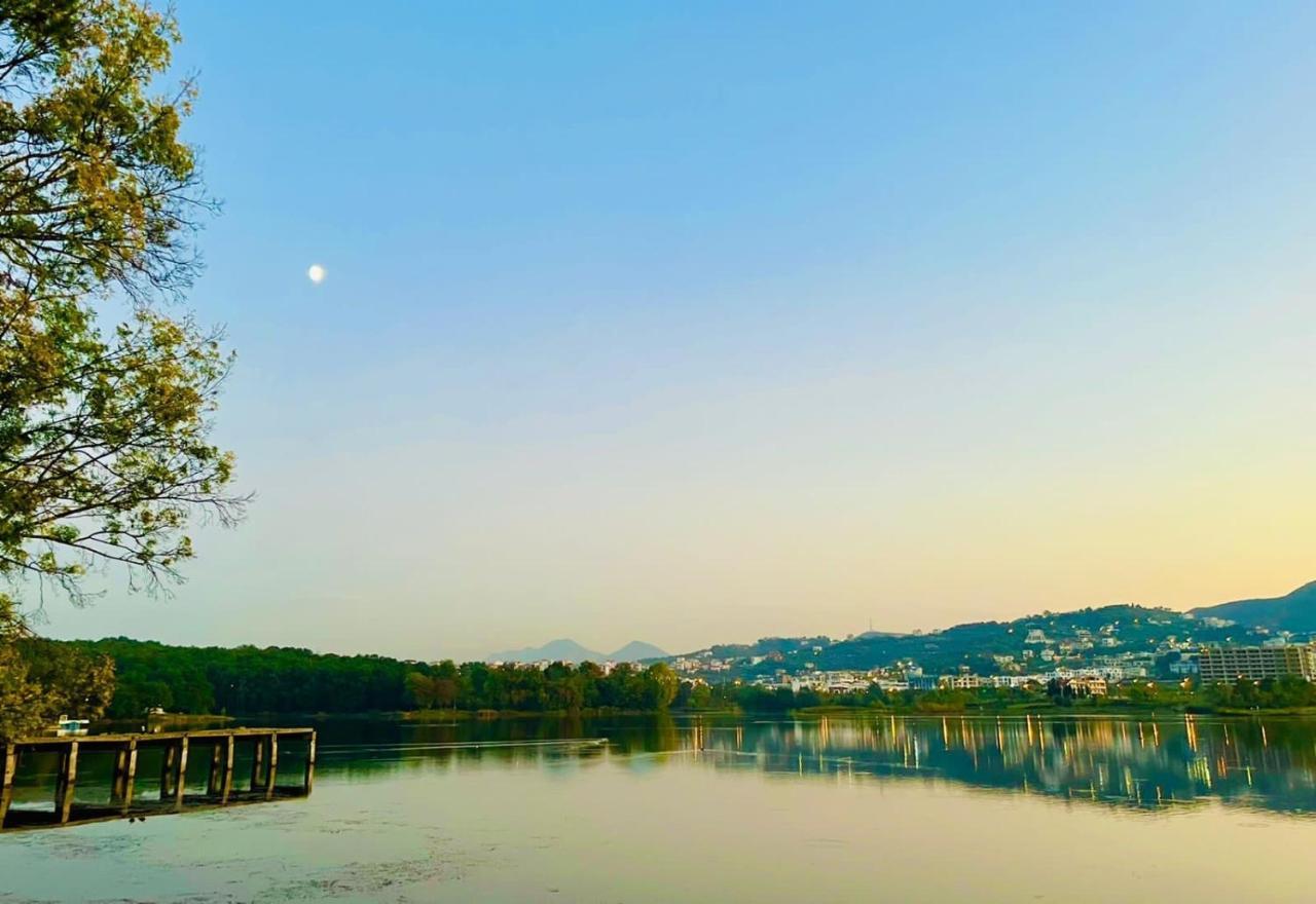 Lake Escape - Home 2 ティラナ エクステリア 写真